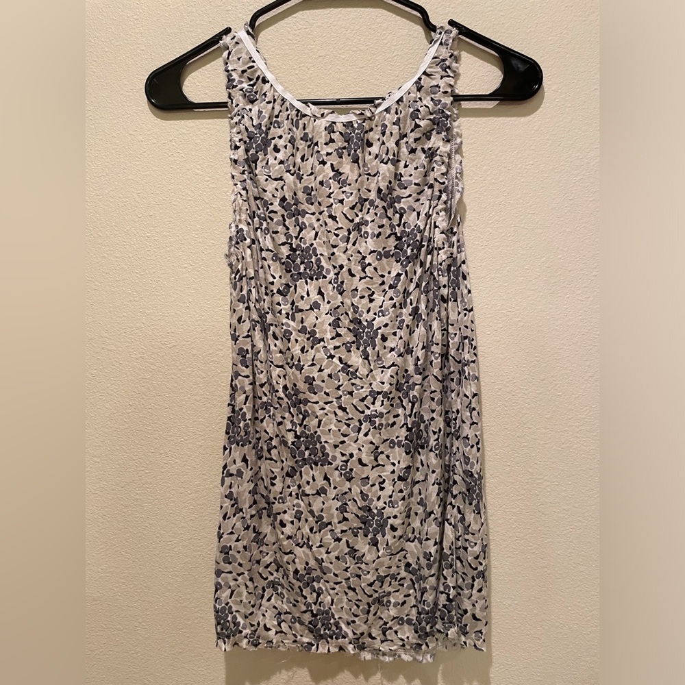 Old Navy Floral Tank Tops - Set of 3 - Picture 15 of 15